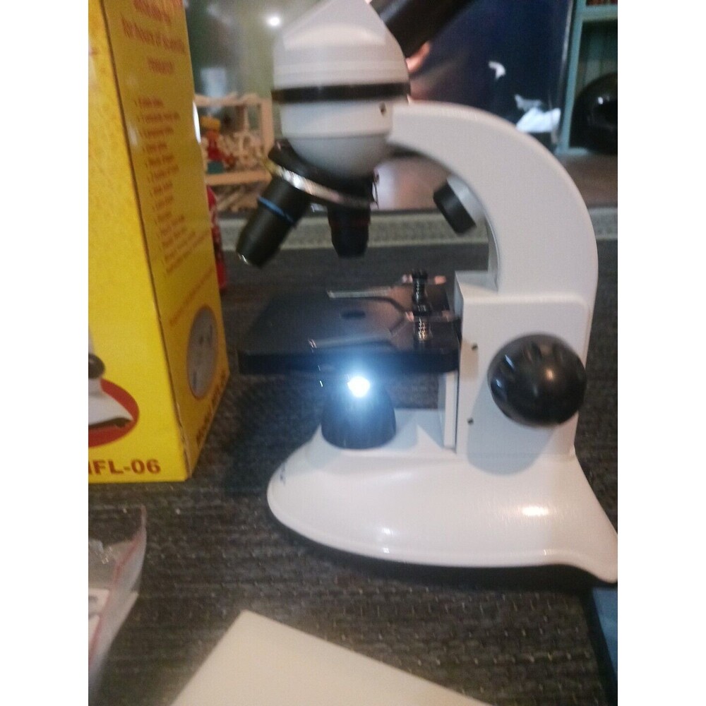 My First Lab Duo-Scope Microscope - Model MFL-06 - Picture 3 of 8